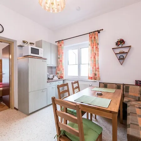 Pickert Apartman
